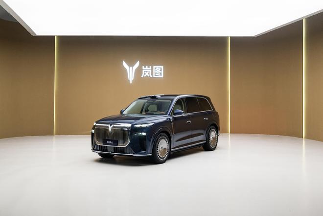 腔空悬!岚图泰山上市即王炸新葡京博彩3799万拿下三(图16) 腔空悬!岚图泰山上市即王炸新葡京博彩3799万拿下三(图16)