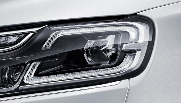 巴斯特的极致天窗工艺澳门新葡京网页遇见伟